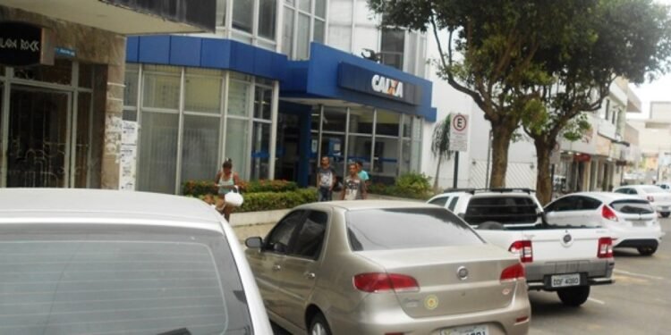 Polícia Federal apura fraude com desconto de duplicatas “fria” na Caixa em Linhares Polícia Federal apura fraude com desconto de duplicatas “fria” na Caixa em Linhares