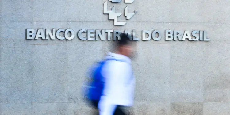 Banco Central prevê crescimento de 2% para o PIB em 2026