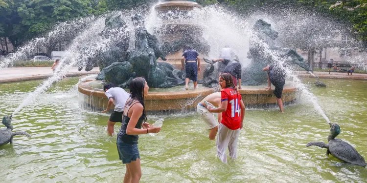 Onda de calor na Europa bate recordes e expõe crise climática