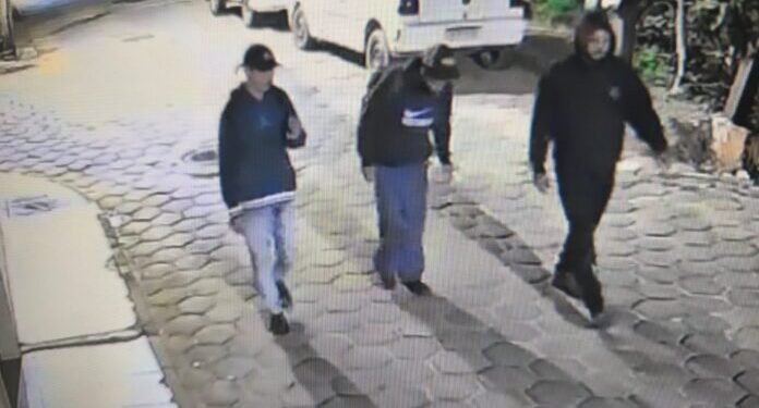 Jovem de 24 anos é preso e indiciado por roubo e agressões contra casal de idosos em São Gabriel da Palha Jovem de 24 anos é preso e indiciado por roubo e agressões contra casal de idosos em São Gabriel da Palha