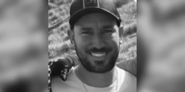 Motociclista de 34 anos morre após perder controle da moto e sair da pista em Conceição da Barra Motociclista de 34 anos morre após perder controle da moto e sair da pista em Conceição da Barra